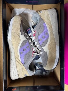 SNS x Saucony Shadow 6000 “khaki/grey